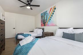 5BR Pool Home in Downtown Gilbert by RedAwning