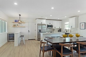 5BR Pool Home in Downtown Gilbert by RedAwning