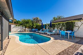 5BR Pool Home in Downtown Gilbert by RedAwning