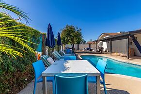 5BR Pool Home in Downtown Gilbert by RedAwning