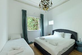 Beautiful Urban Apartment In Tel-Aviv