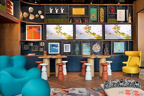 Lake Nona Wave Hotel