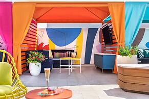 Lake Nona Wave Hotel