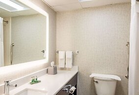 Clarion Pointe New Bern