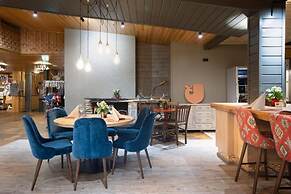 Jeris Hotel & Cabins