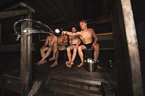 Jeris Hotel & Cabins