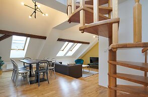 VN48 Suites by Adrez Living