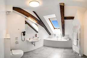 VN48 Suites by Adrez Living