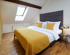 VN48 Suites by Adrez Living