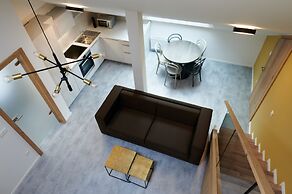 VN48 Suites by Adrez Living