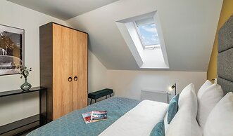 VN48 Suites by Adrez Living