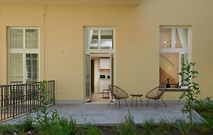 VN48 Suites by Adrez Living