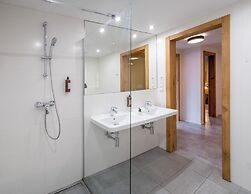 VN48 Suites by Adrez Living
