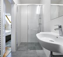 VN48 Suites by Adrez Living