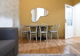 VN48 Suites by Adrez Living