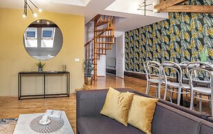 VN48 Suites by Adrez Living