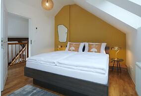 VN48 Suites by Adrez Living