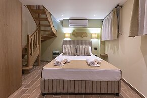 Ipelhome Plaka Boutique Apartments