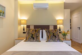 Ipelhome Plaka Boutique Apartments