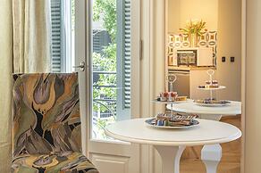 Ipelhome Plaka Boutique Apartments