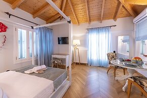 Ipelhome Plaka Boutique Apartments