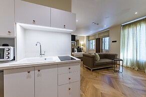 Ipelhome Plaka Boutique Apartments