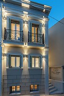 Ipelhome Plaka Boutique Apartments
