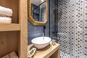 Ipelhome Plaka Boutique Apartments