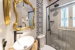 Ipelhome Plaka Boutique Apartments