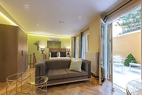 Ipelhome Plaka Boutique Apartments