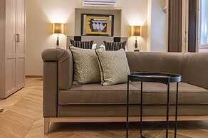 Ipelhome Plaka Boutique Apartments
