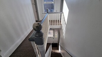 Stunning 5-bedroom House for Unforgettable Getaway