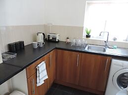 Stunning 5-bedroom House for Unforgettable Getaway