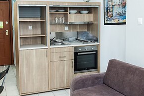 Cozy and Comfy Central Athens Apt.