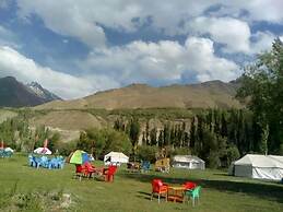 Dream Island Hotel Phander