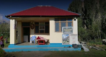 Dream Island Hotel Phander