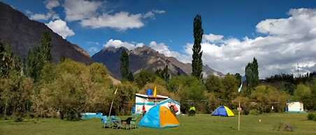 Dream Island Hotel Phander