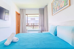 IT24 3 Bedroom Apartment 50m From The Beach