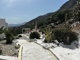 Place to Stay for up to 10 Vacationers