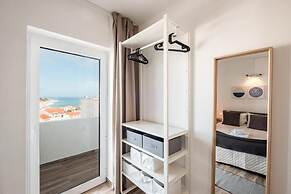 Oceanic Rainbow Apartment-Albufeira