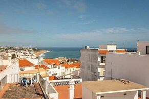 Oceanic Rainbow Apartment-Albufeira