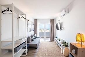 Oceanic Rainbow Apartment-Albufeira