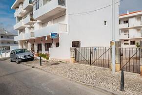 Oceanic Rainbow Apartment-Albufeira