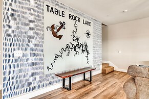 View Topia Vacation Home at Chateau Mountain with Pool and Tub by RedA