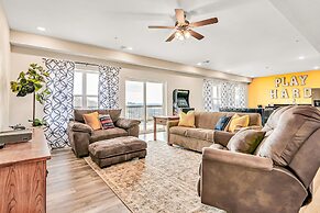 View Topia Vacation Home at Chateau Mountain with Pool and Tub by RedA