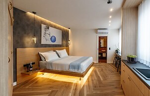 Triple A - Kolokotroni 62