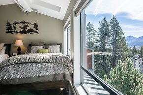 DELUXE SLOPESIDE Condo with 4th FLOOR VIEWS, Elevator and Underground 