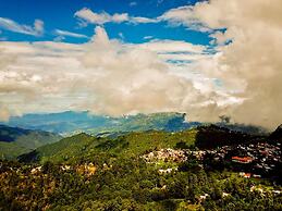Alto de la Sierra by Rotamundos