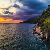 Liya Boutique Hotel & Suites