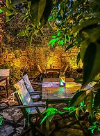 Liya Boutique Hotel & Suites